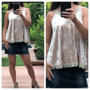 LAST 2 // BEIGE VELVET CAMI